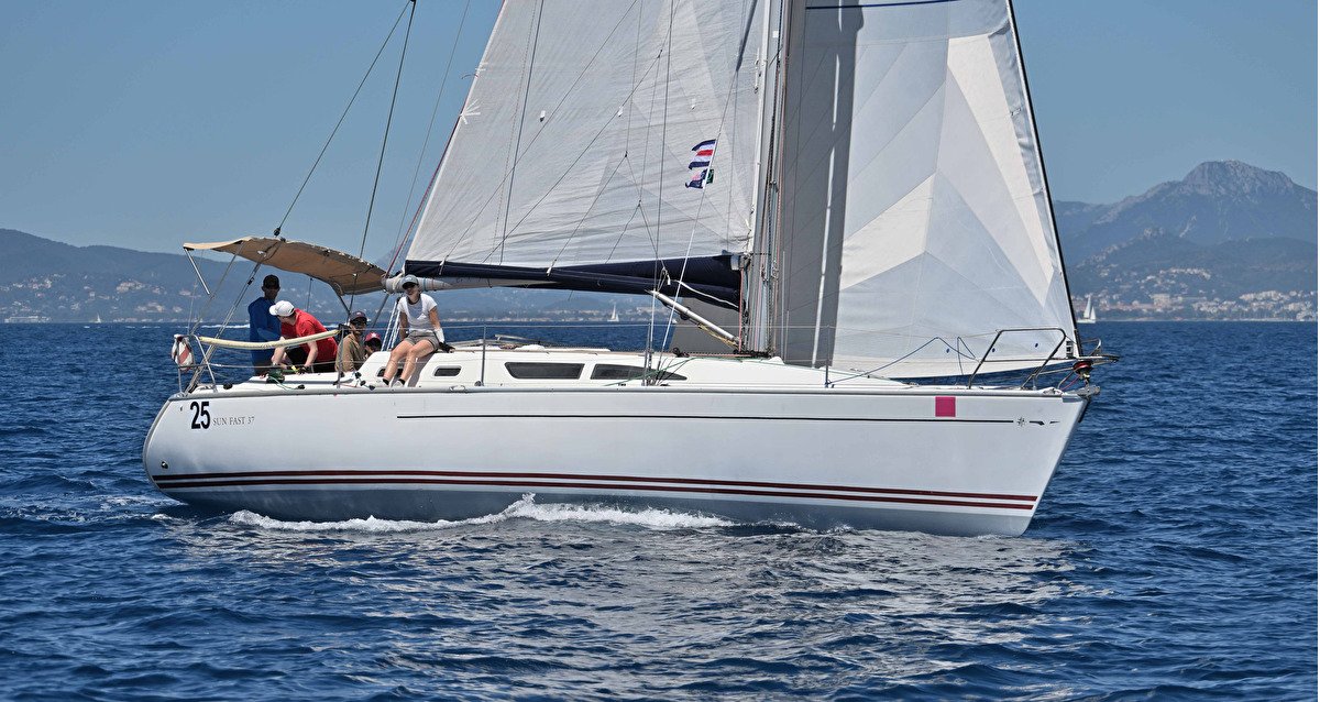 Jeanneau Sun Fast 37